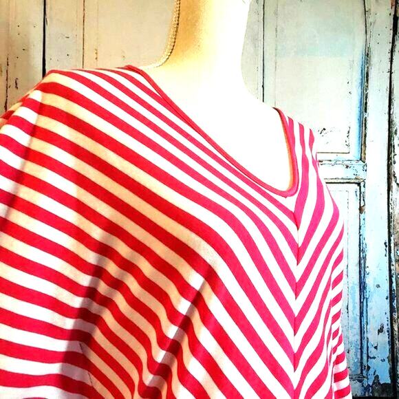 Kaktus Hot Pink & White Striped Poncho Style Top Size S NEW w/ Tags Boho Artsy - Picture 5 of 12